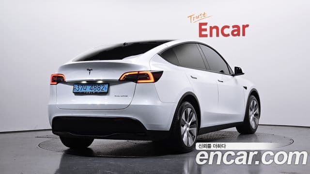 Tesla модель Y Long Range AWD, 2021 2