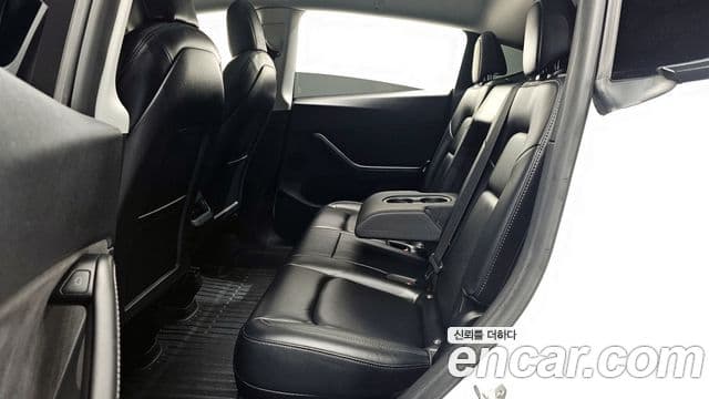 Tesla модель Y Long Range AWD, 2021 12