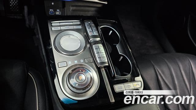 Genesis G80 (RG3) бензин 2.5 турбо AWD, 2021 9