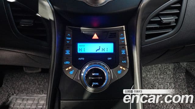 Hyundai Avante MD M16 GDI Smart, 2013 13