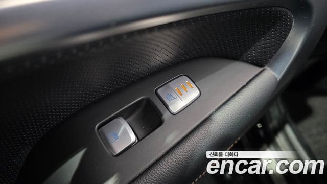 Genesis G70 Supreme, 2018 17