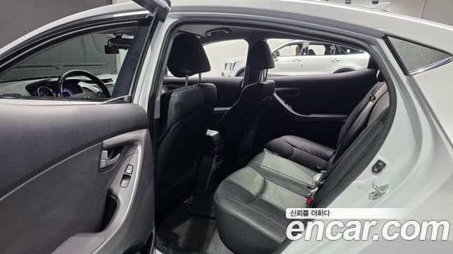 Hyundai The / новый New Avante 빌트인캠2 — базовая версия - Built-in Cam 2, 2015 12