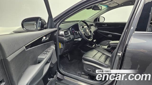 Kia The / новый New Sorento Master, 2019 10