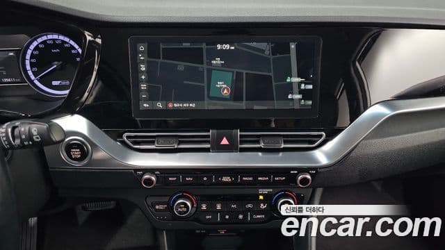 Kia The / новый New Niro Prestige, 2020 19