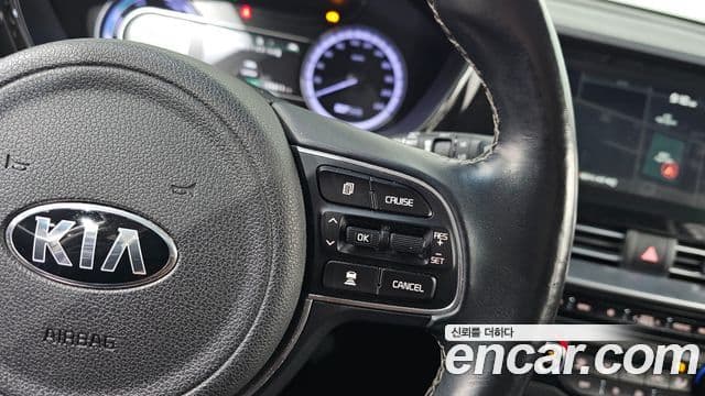 Kia The / новый New Niro Prestige, 2020 20