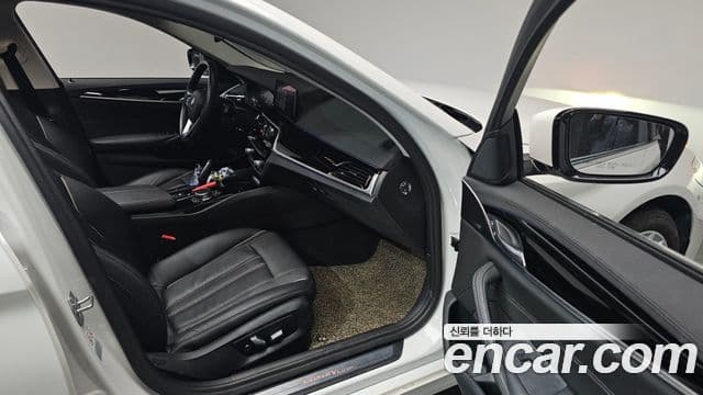 BMW 5시리즈 (G30) Luxury, 2019 10