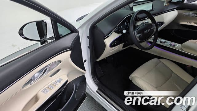 Genesis GV70, 2024 11