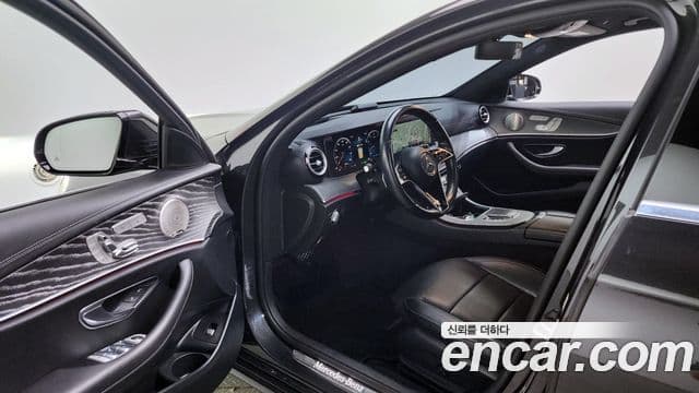 Mercedes-Benz E-класс W213 Avantgarde, 2022 10