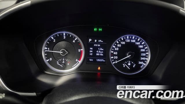 Hyundai Santa Fe TM Exclusive, 2019 8