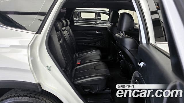 Hyundai Santa Fe TM Exclusive, 2019 12