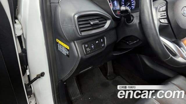 Hyundai Santa Fe TM Exclusive, 2019 17