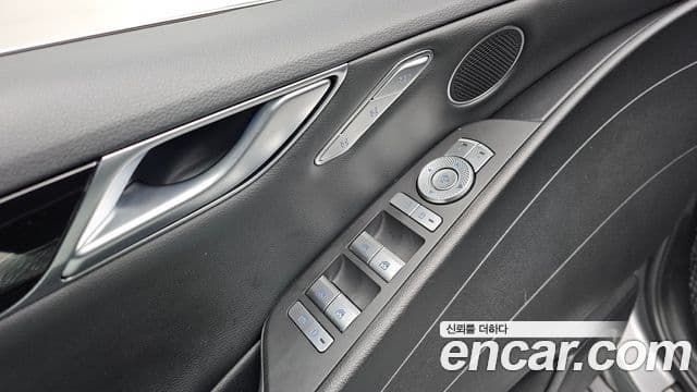 Genesis G80 (RG3) бензин 2.5 турбо AWD, 2022 12