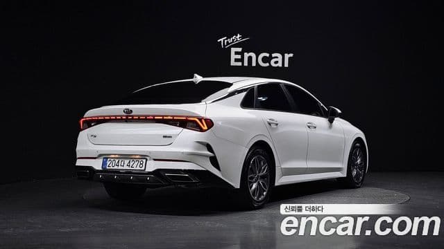 Kia K5 гибрид 3세대 Noblesse, 2021 2