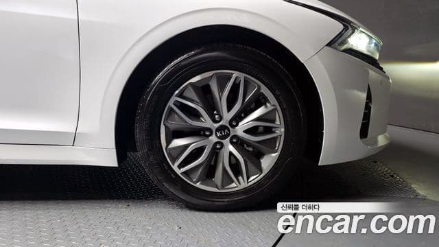 Kia K5 гибрид 3세대 Noblesse, 2021 все фото