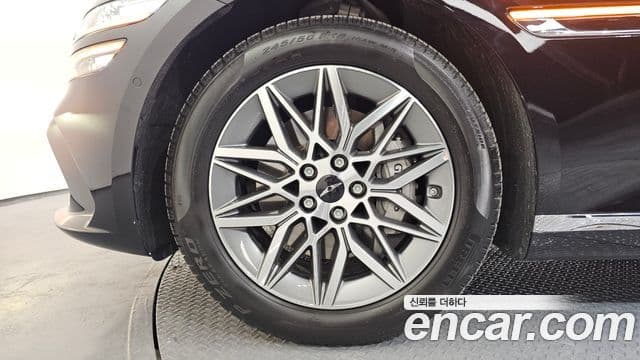 Genesis G80 (RG3) бензин 2.5 турбо 2WD, 2026 все фото