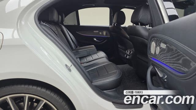 Mercedes-Benz E-класс W213 AMG Line, 2022 12