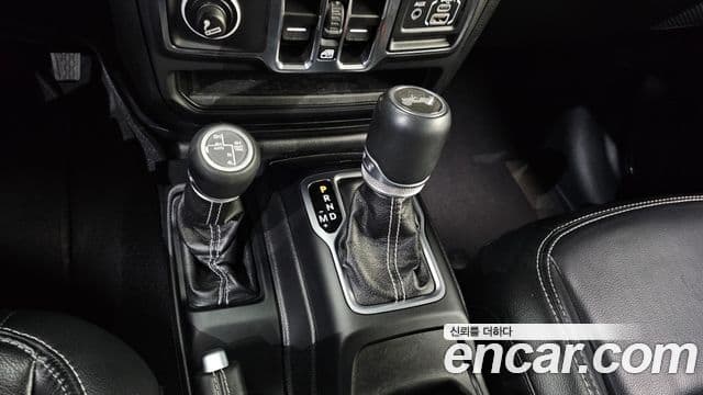 Jeep Wrangler (JL) 2.0 Overland Power top 4도어, 2021 9