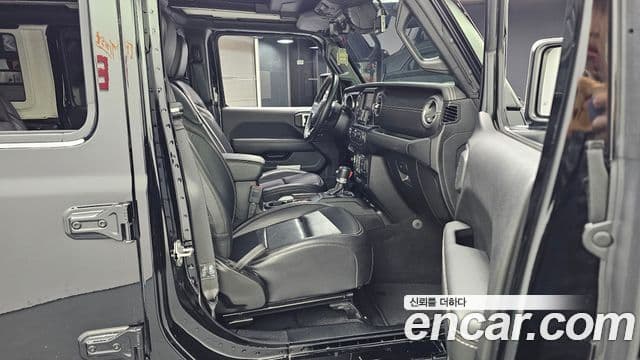 Jeep Wrangler (JL) 2.0 Overland Power top 4도어, 2021 11