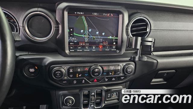 Jeep Wrangler (JL) 2.0 Overland Power top 4도어, 2021 14