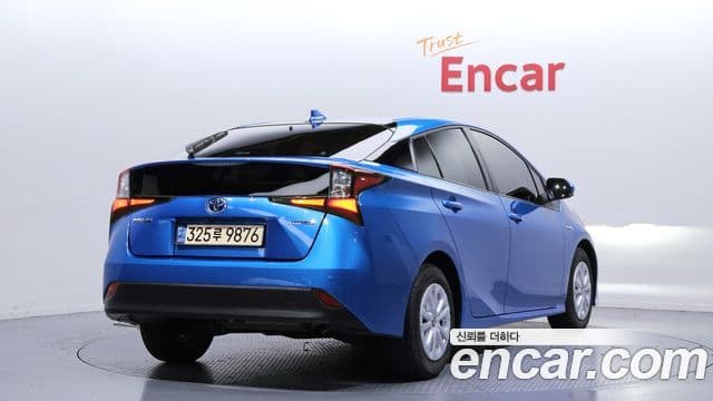 Toyota 프리우스 4세대, 2021 2