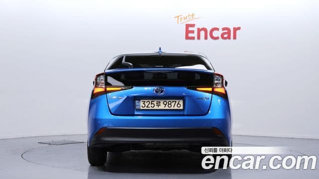 Toyota 프리우스 4세대, 2021 4