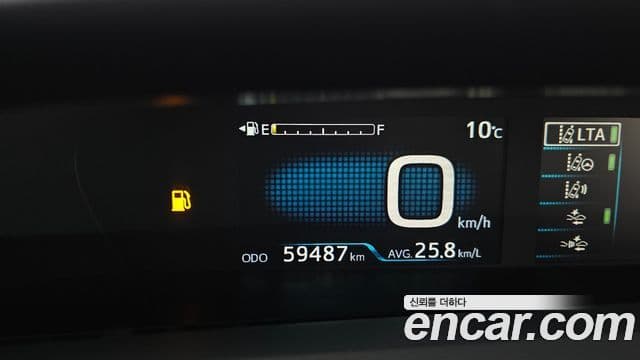 Toyota 프리우스 4세대, 2021 8