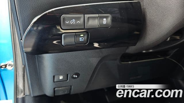 Toyota 프리우스 4세대, 2021 12