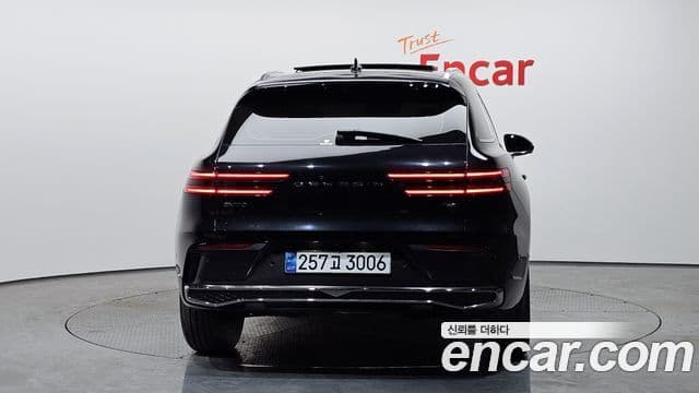 Genesis GV70, 2025 4