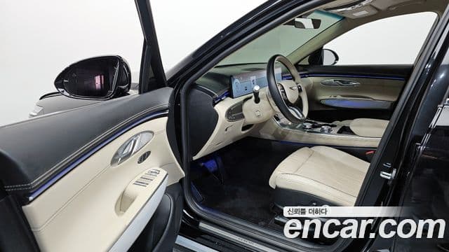 Genesis GV70, 2025 11