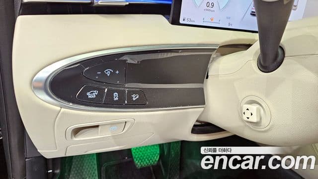 Genesis GV70, 2025 18