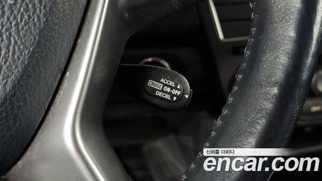 KG모빌리티(SsangYong) Korando 투리스모 4WD GT 9인승, 2015 14