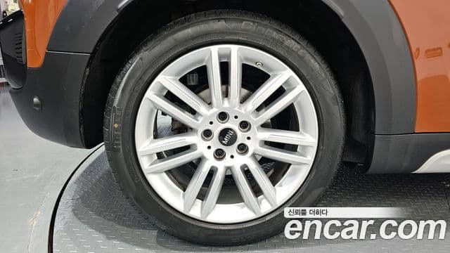 Mini Cooper D Countryman 2세대, 2017 все фото