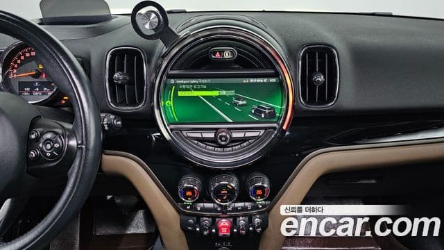 Mini Cooper D Countryman 2세대, 2017 18