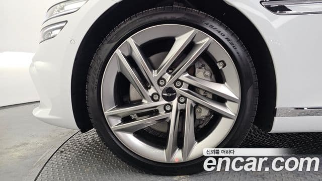 Genesis G80 (RG3) бензин 3.5 турбо AWD, 2025 все фото