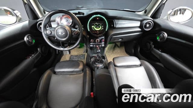 Mini Cooper D 3세대, 2016 7