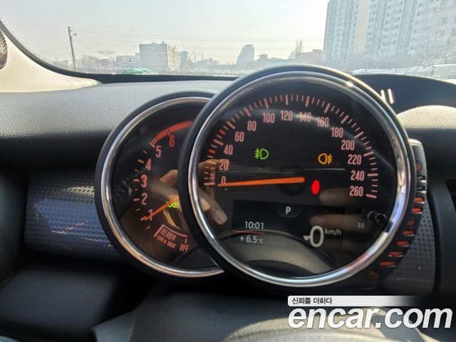 Mini Cooper D 3세대, 2016 8