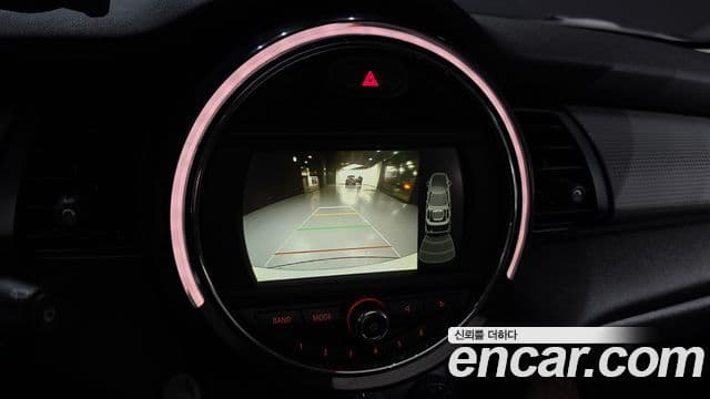 Mini Cooper D 3세대, 2016 16