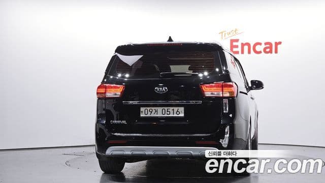 Kia All New Carnival Prestige, 2016 4