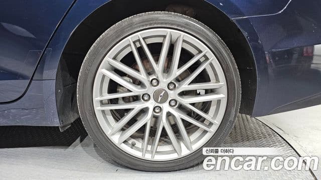 Genesis G70 Elite, 2020 все фото