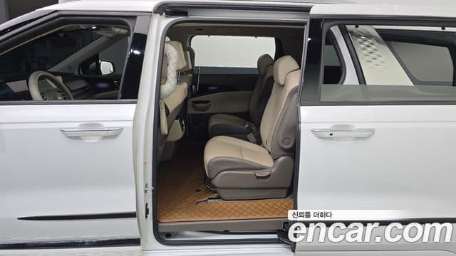 Kia Carnival 4세대 Signature, 2023 11
