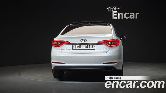 Hyundai LF Sonata Special, 2016 4