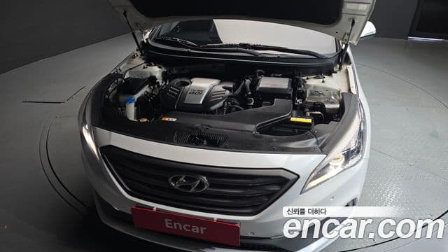 Hyundai LF Sonata Special, 2016 6