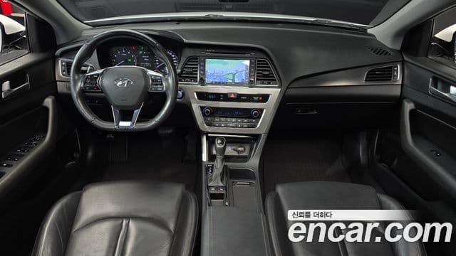 Hyundai LF Sonata Special, 2016 7