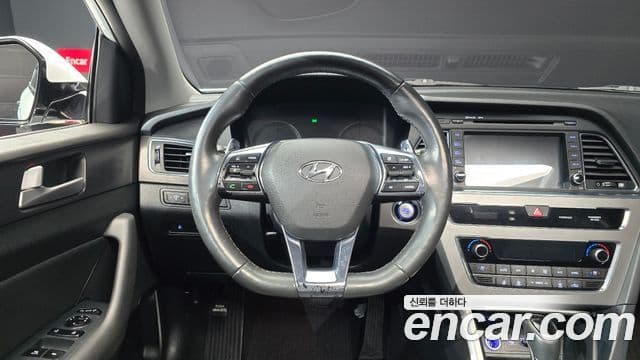 Hyundai LF Sonata Special, 2016 13