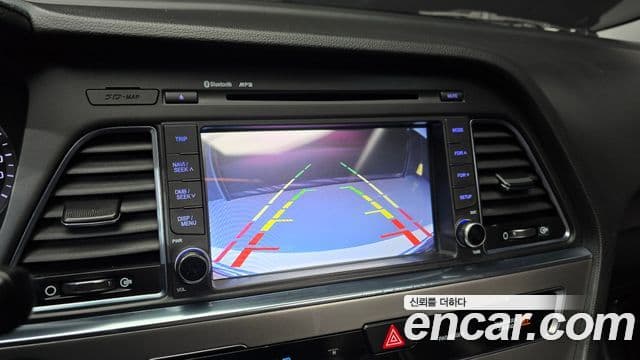 Hyundai LF Sonata Special, 2016 15