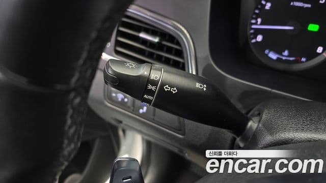 Hyundai LF Sonata Special, 2016 16