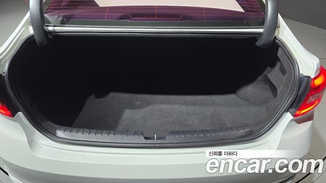 Hyundai LF Sonata Special, 2016 20