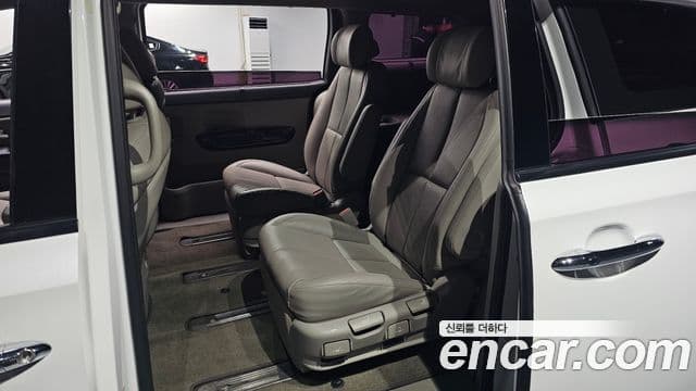 Kia The / новый New Carnival VIP, 2019 12