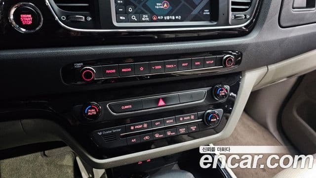 Kia The / новый New Carnival VIP, 2019 19