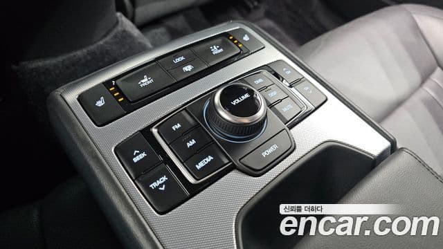 Genesis G80 Prestige, 2018 17